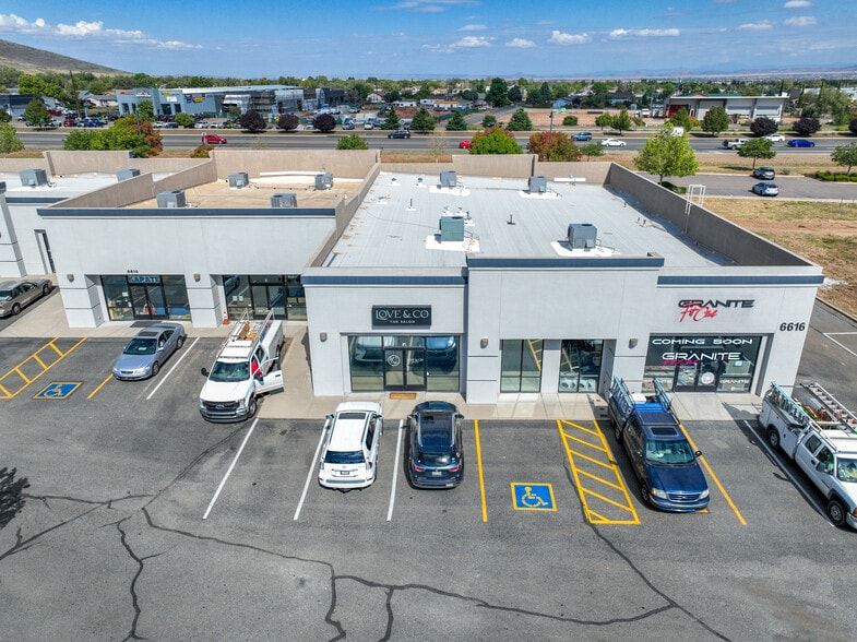 More Photos Of 6616 E 2nd St, Prescott Valley Storefront For Sale