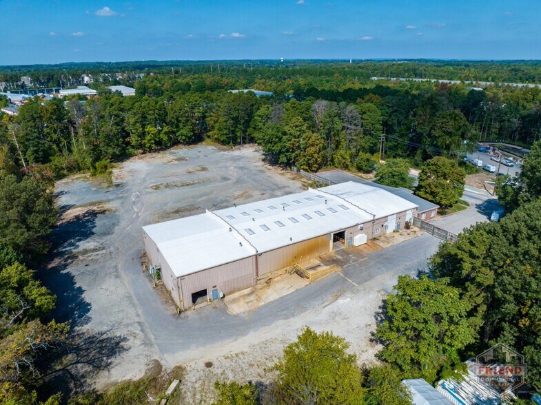 More Photos Of 1875 Mayfield Rd, Odenton Warehouse For Lease