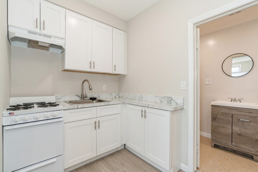 More Photos Of 40 Beacon Ave, Jersey City Apartments For Sale