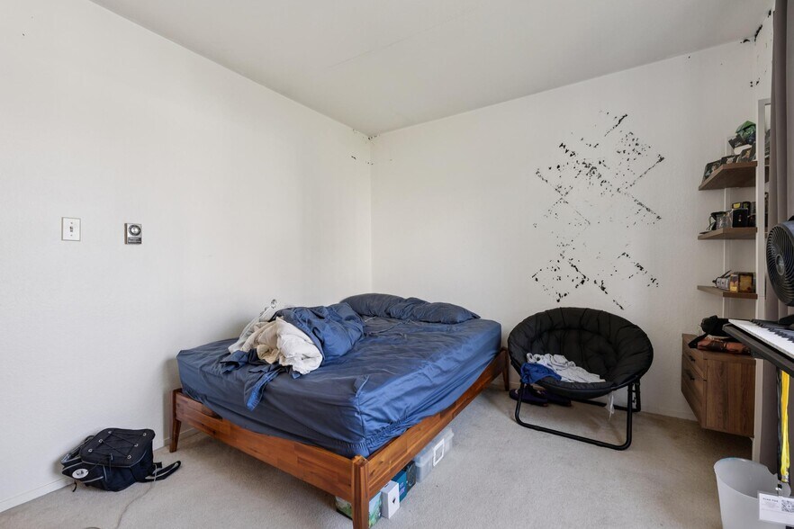 More Photos Of 459 Stow Ave, Oakland Apartments For Sale
