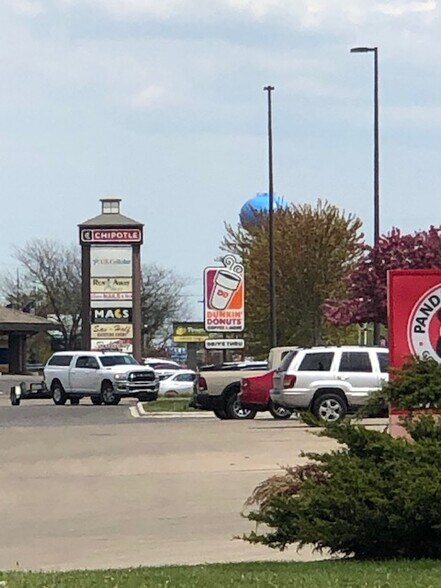 More Photos Of W3192 County Road KK, Appleton General Retail For Lease
