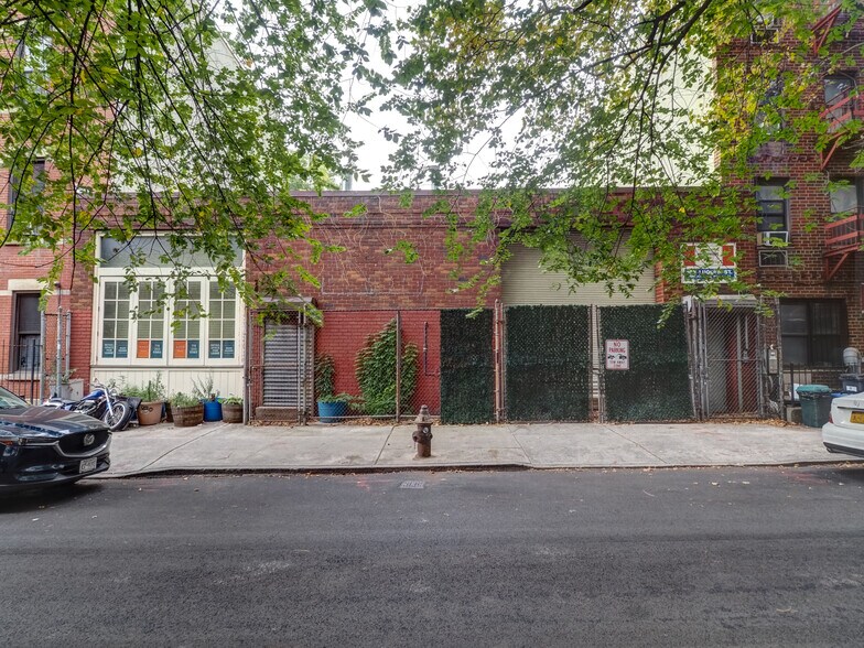 Primary Photo Of 101-103 Luquer St, Brooklyn Warehouse For Sale