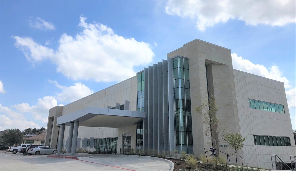 More Photos Of 4716 Dexter Dr, Plano Medical For Lease