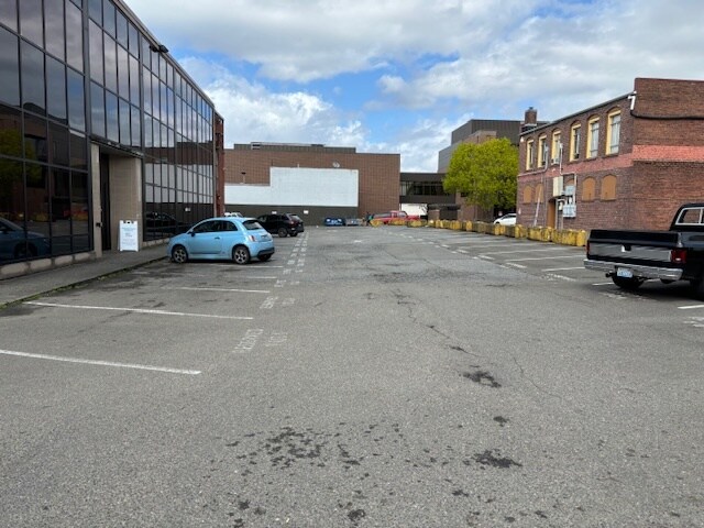 More Photos Of 222 Williams Ave S, Renton Office For Lease