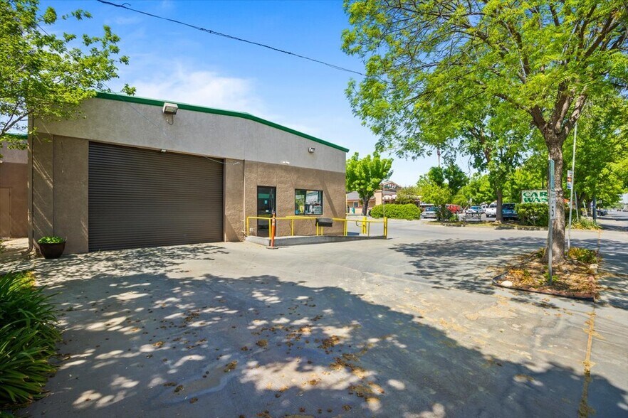 More Photos Of 1625 Mangrove Ave, Chico General Retail For Sale