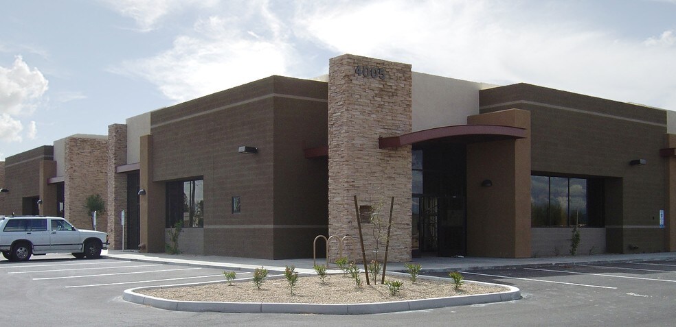 More Photos Of 4025 W Chandler Blvd, Chandler Coworking Space