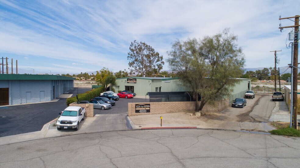 More Photos Of 68686 Summit Dr, Cathedral City Service For Sale