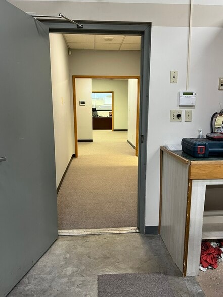 More Photos Of 9093 Technology Dr, Fishers Light Manufacturing For Lease