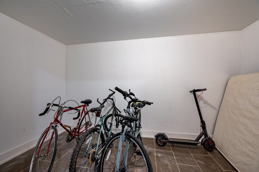 More Photos Of 3140 S Indiana Ave, Chicago Apartments For Sale