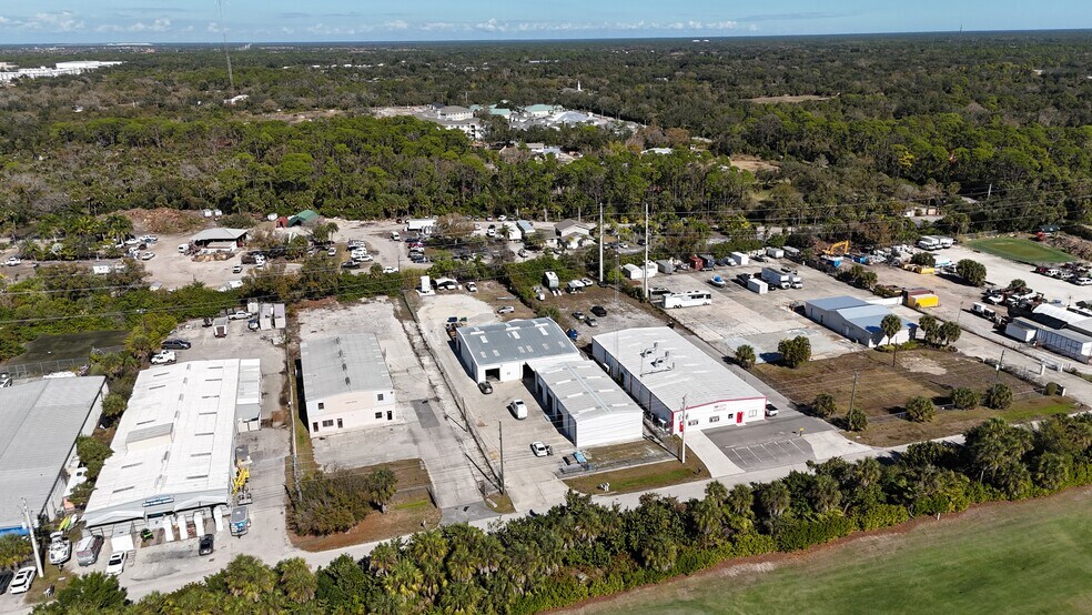 More Photos Of 170 Rich St, Venice Warehouse For Sale