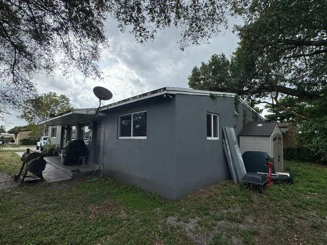 More Photos Of 6351 Hayes St, Hollywood Multifamily For Sale