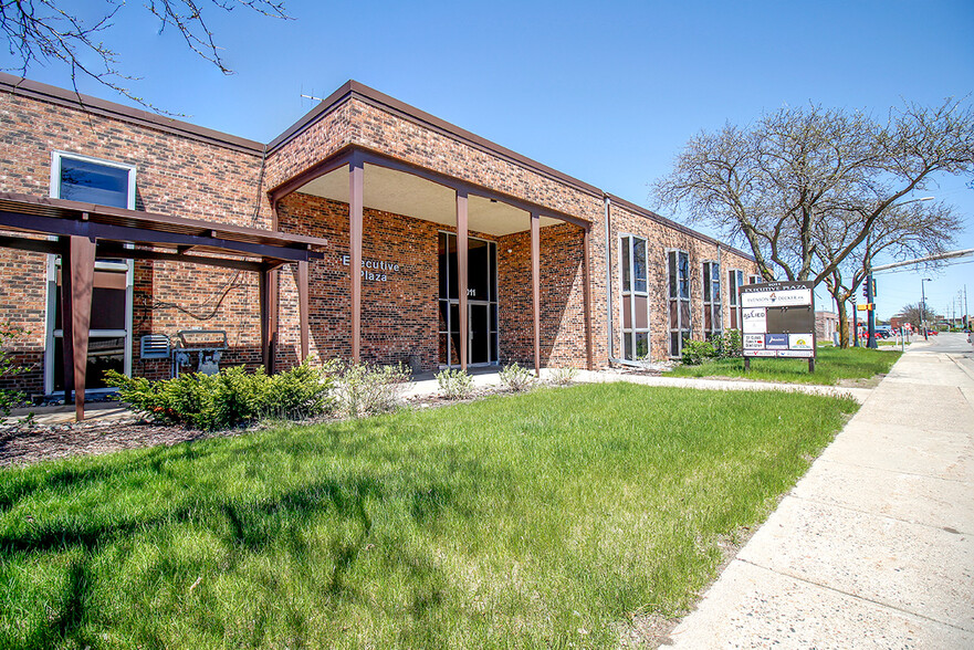 Primary Photo Of 1011 2nd St N, Saint Cloud Office For Sale