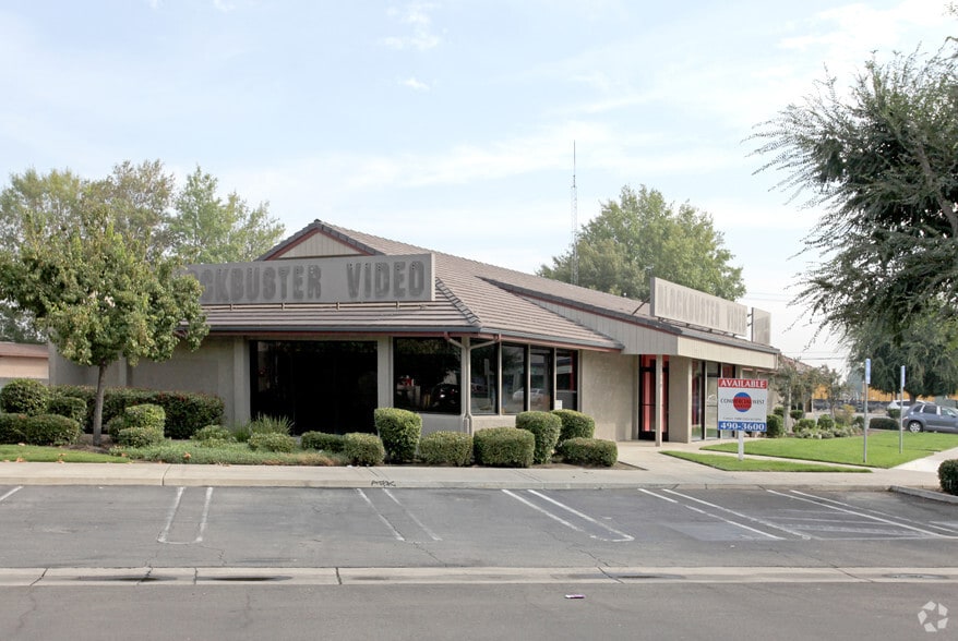 More Photos Of 2730-2758 Whitson St, Selma Unknown For Lease