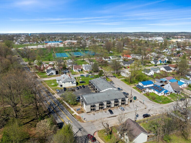 More Photos Of 1001 W Parrish Ave, Owensboro Apartments For Sale