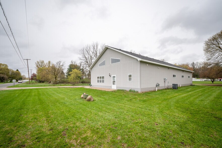 More Photos Of 410 Division st, Hersey Auto Repair For Sale