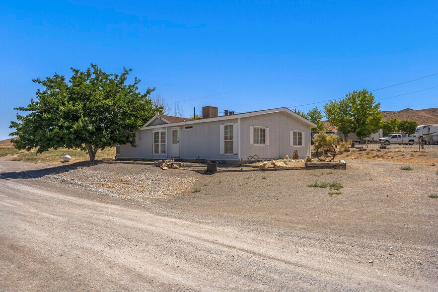 More Photos Of 150 Highway 400, Mill City Trailer Camper Park For Sale