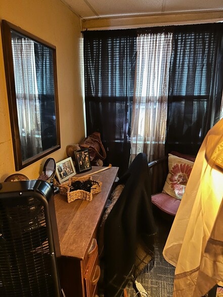 More Photos Of 162-164 Glen St, Glens Falls Storefront Retail Residential For Sale