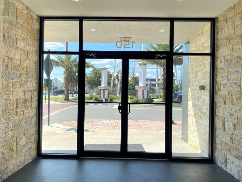 More Photos Of 150 3rd St SW, Winter Haven Office For Lease