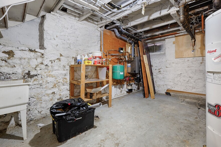 More Photos Of 1031 Carling Av, Ottawa Apartments For Sale