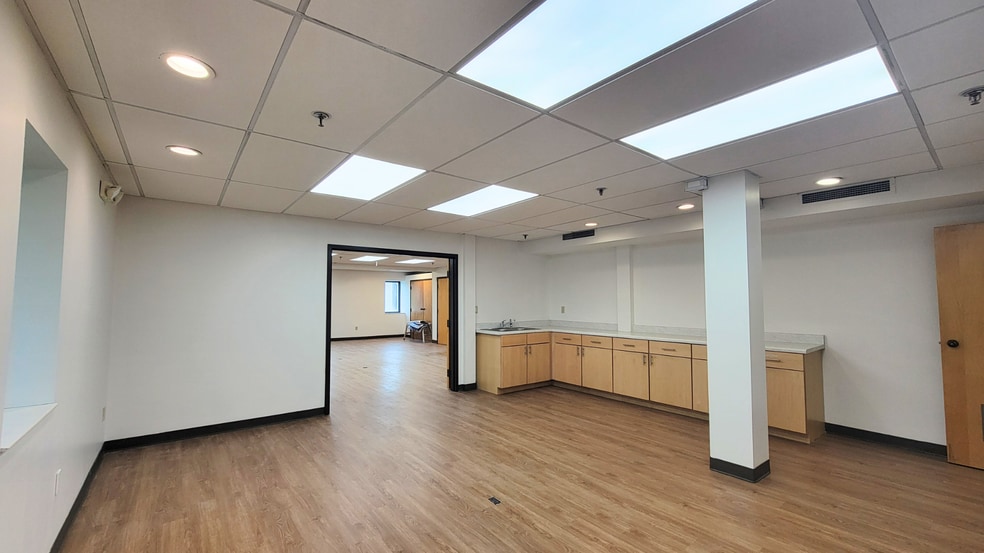 More Photos Of 1515 S Clarkson St, Charlotte Loft Creative Space For Lease