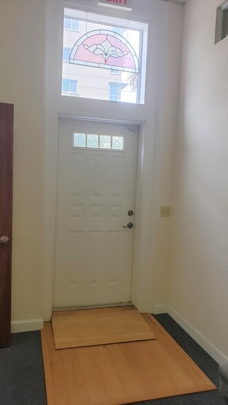 More Photos Of 405 6th St S, Saint Petersburg Office For Sale