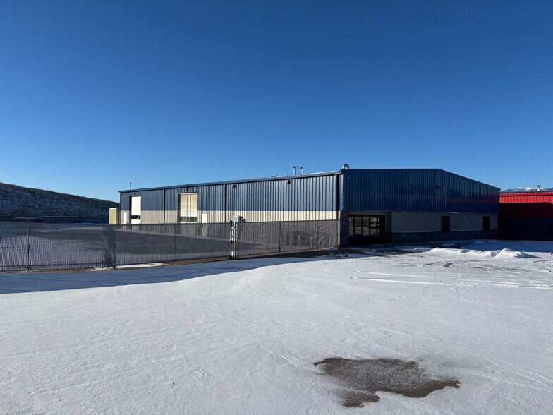 More Photos Of 7775 Gary Watson Pt, Colorado Springs Warehouse For Lease