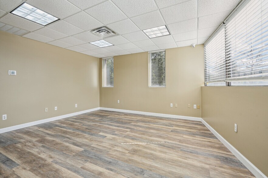 More Photos Of 200 South St, New Providence Medical For Sale