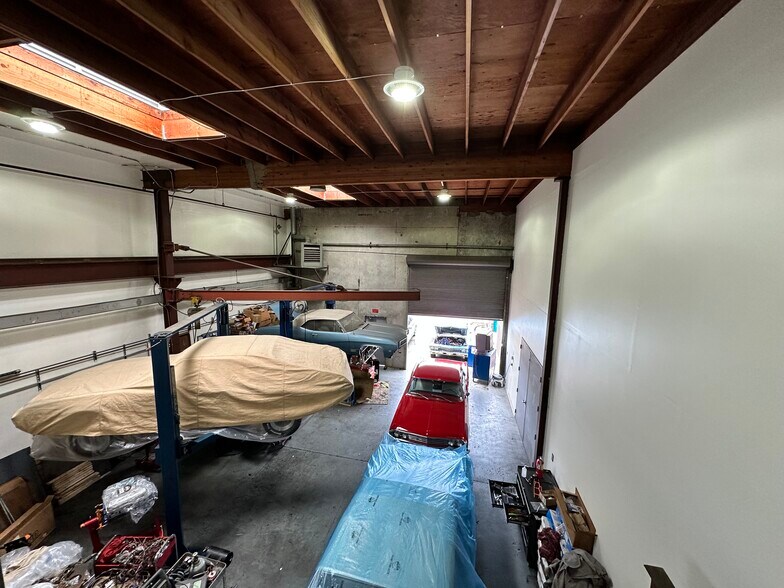 More Photos Of 1335 Rollins Rd, Burlingame Service For Lease