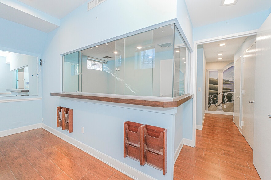 More Photos Of 2131 Richmond Rd, Staten Island Medical For Lease