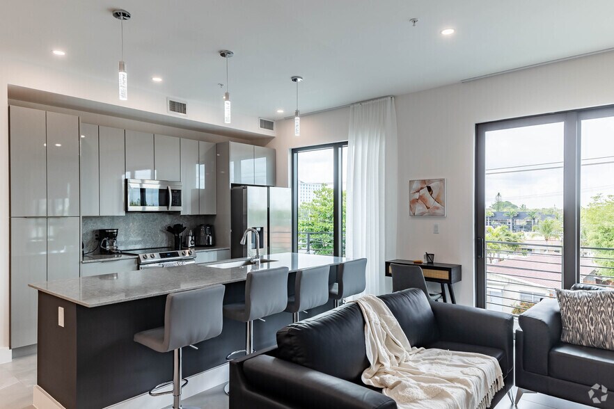 More Photos Of 2100 Miami Rd, Fort Lauderdale Apartments For Sale