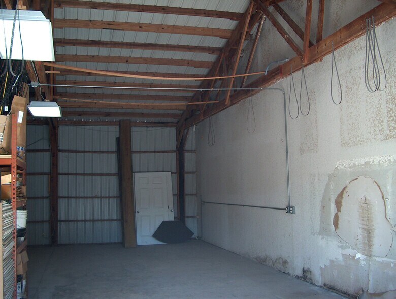 More Photos Of 6745 N Old Dixie Hwy, Fort Pierce Warehouse For Lease