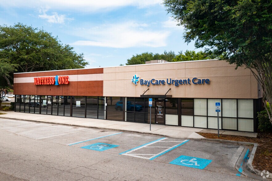 More Photos Of 1930 State Route 60 E, Valrico Unknown For Lease