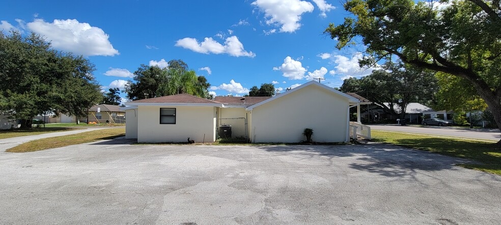 More Photos Of 1901 W Sligh Ave, Tampa Office For Sale