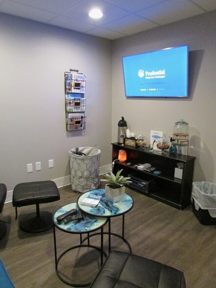 More Photos Of 902 Washington Rd, Westminster Medical For Lease