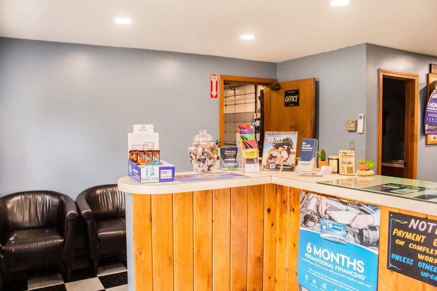 More Photos Of 8 Englewood St, Webster Auto Repair For Sale