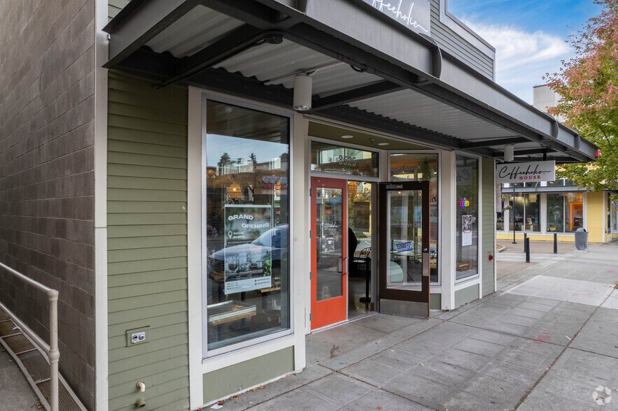 More Photos Of 100 N 85th St, Seattle Unknown For Lease