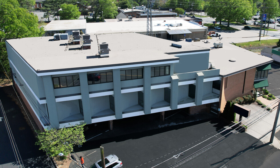 Primary Photo Of 285 S Stratford Rd, Winston-Salem Office For Lease