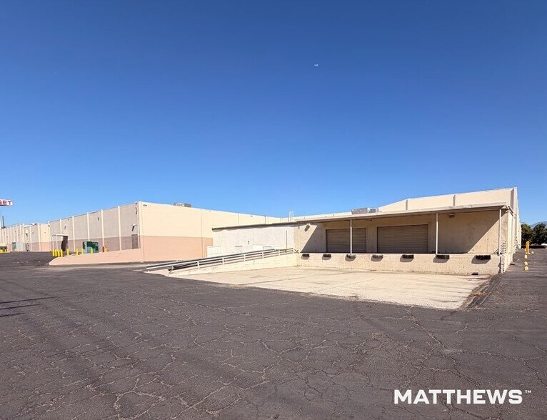 More Photos Of 491-499 W Orange Show Rd, San Bernardino Unknown For Lease