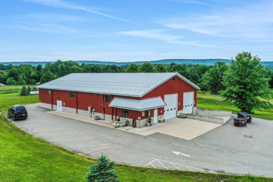 More Photos Of 269 Stone Schoolhouse Rd, Bloomingburg Warehouse For Sale