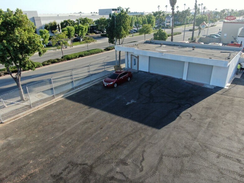 More Photos Of 13323-13345 Imperial Highway, Whittier Land For Lease