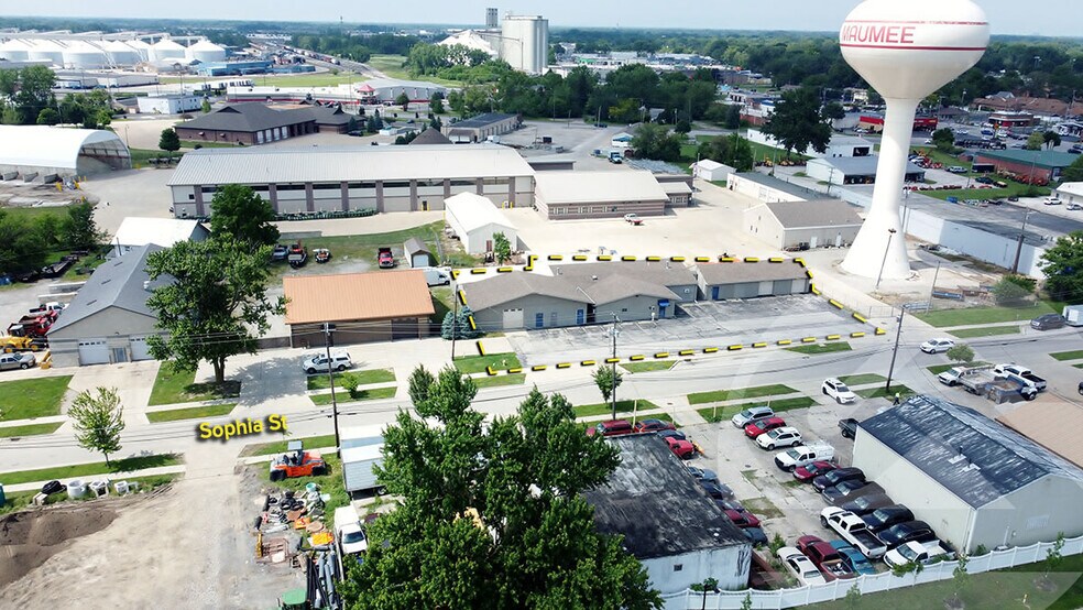 More Photos Of 203-223 W Sophia St, Maumee Warehouse For Sale