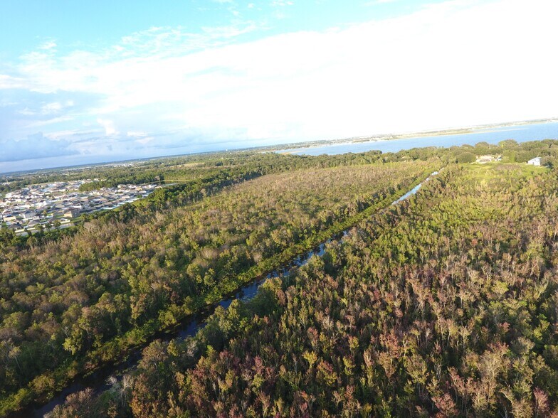 More Photos Of 0 HICKORY Lane W, Winter Haven Land For Sale