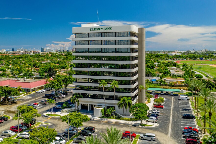 More Photos Of 2090 Palm Beach Lakes Blvd, West Palm Beach Unknown For Lease