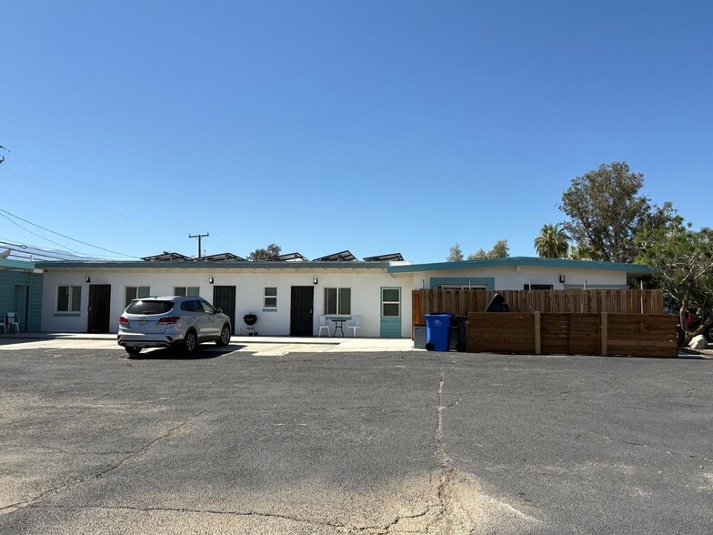 More Photos Of 66229 8th St, Desert Hot Springs Apartments For Sale