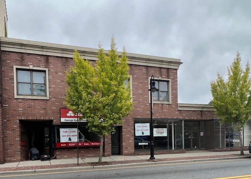 112 S Washington Ave, Bergenfield, NJ 07621 Office For Lease