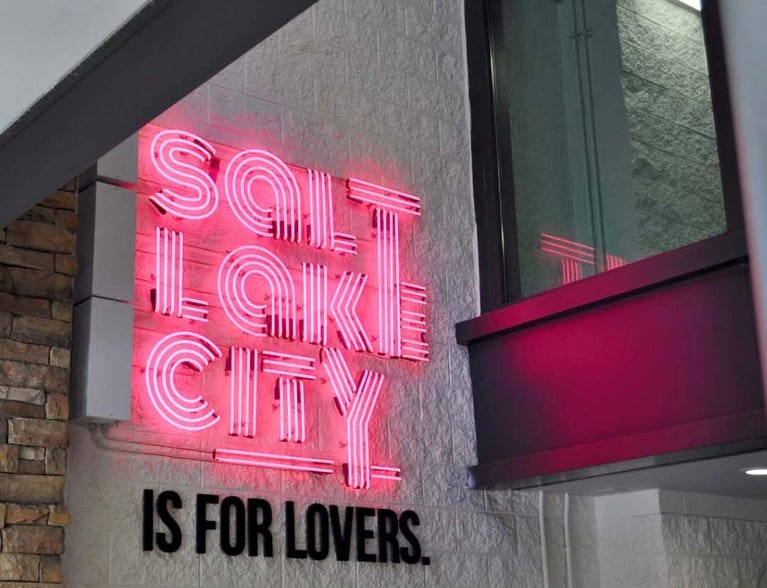 More Photos Of 10-35 N Rio Grande St, Salt Lake City General Retail For Lease