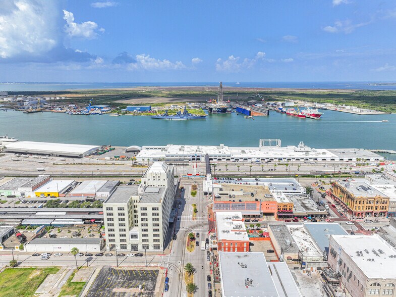 More Photos Of 2425 Strand St, Galveston Restaurant For Sale