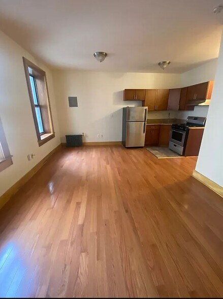 More Photos Of 2017 Albemarle Rd, Brooklyn Apartments For Sale