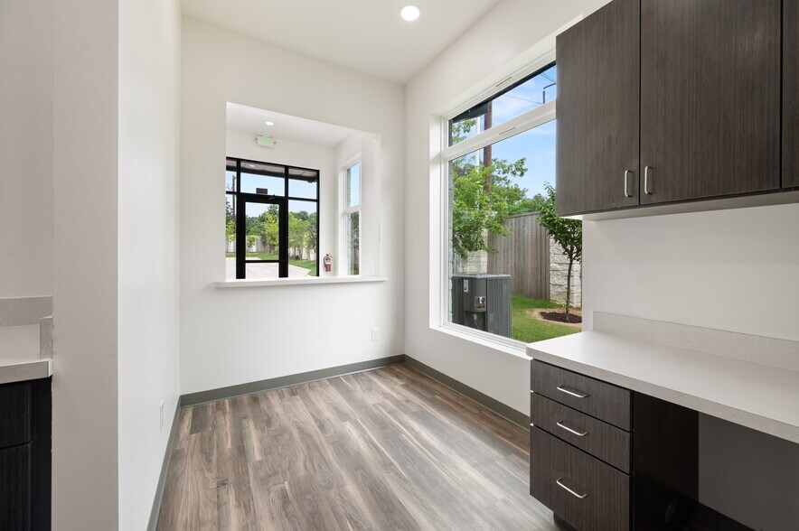 More Photos Of 1360 N Kimball Ave, Southlake Medical For Lease