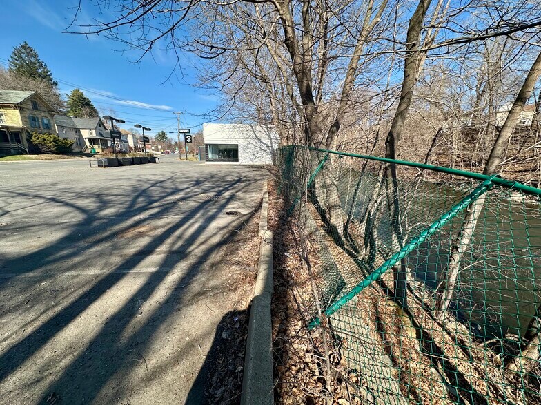 More Photos Of 123 Main St, Great Barrington Storefront Retail Office For Sale